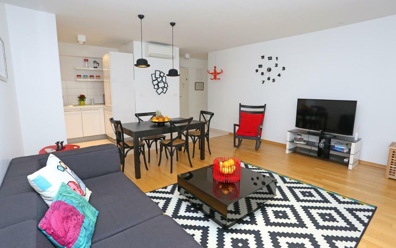 Luxury Apts Leone Split Centre ภายนอก รูปภาพ