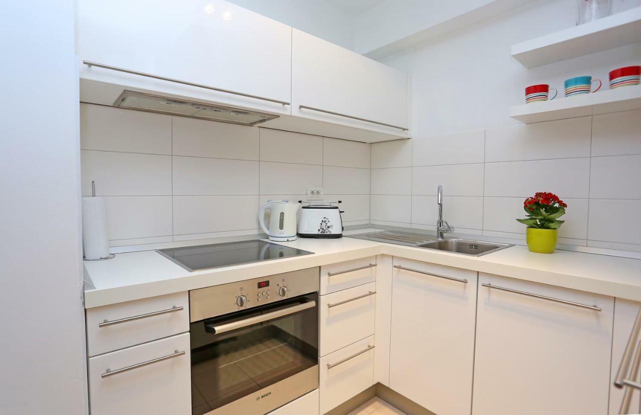 Luxury Apts Leone Split Centre ภายนอก รูปภาพ