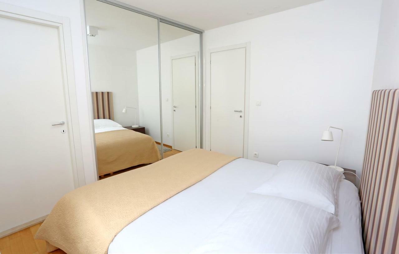 Luxury Apts Leone Split Centre ภายนอก รูปภาพ