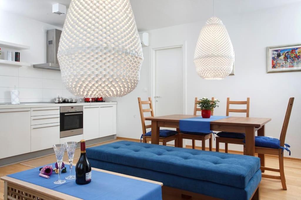 Luxury Apts Leone Split Centre ภายนอก รูปภาพ